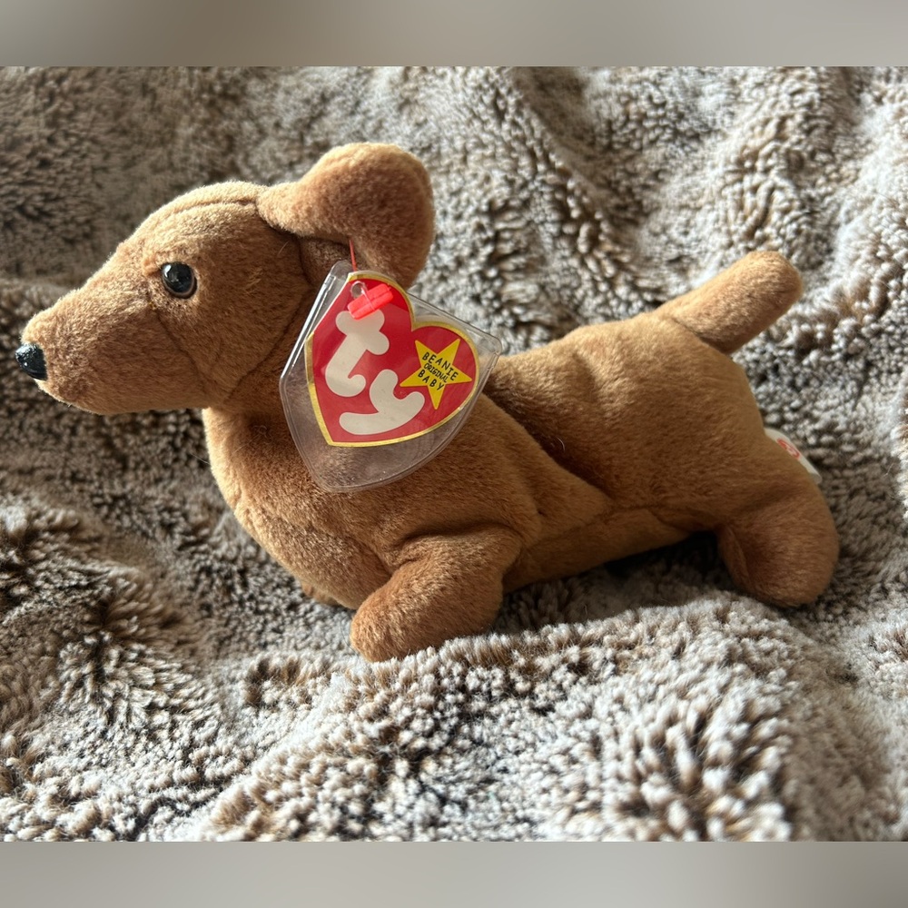 TY Beanie Baby Weenie Dog